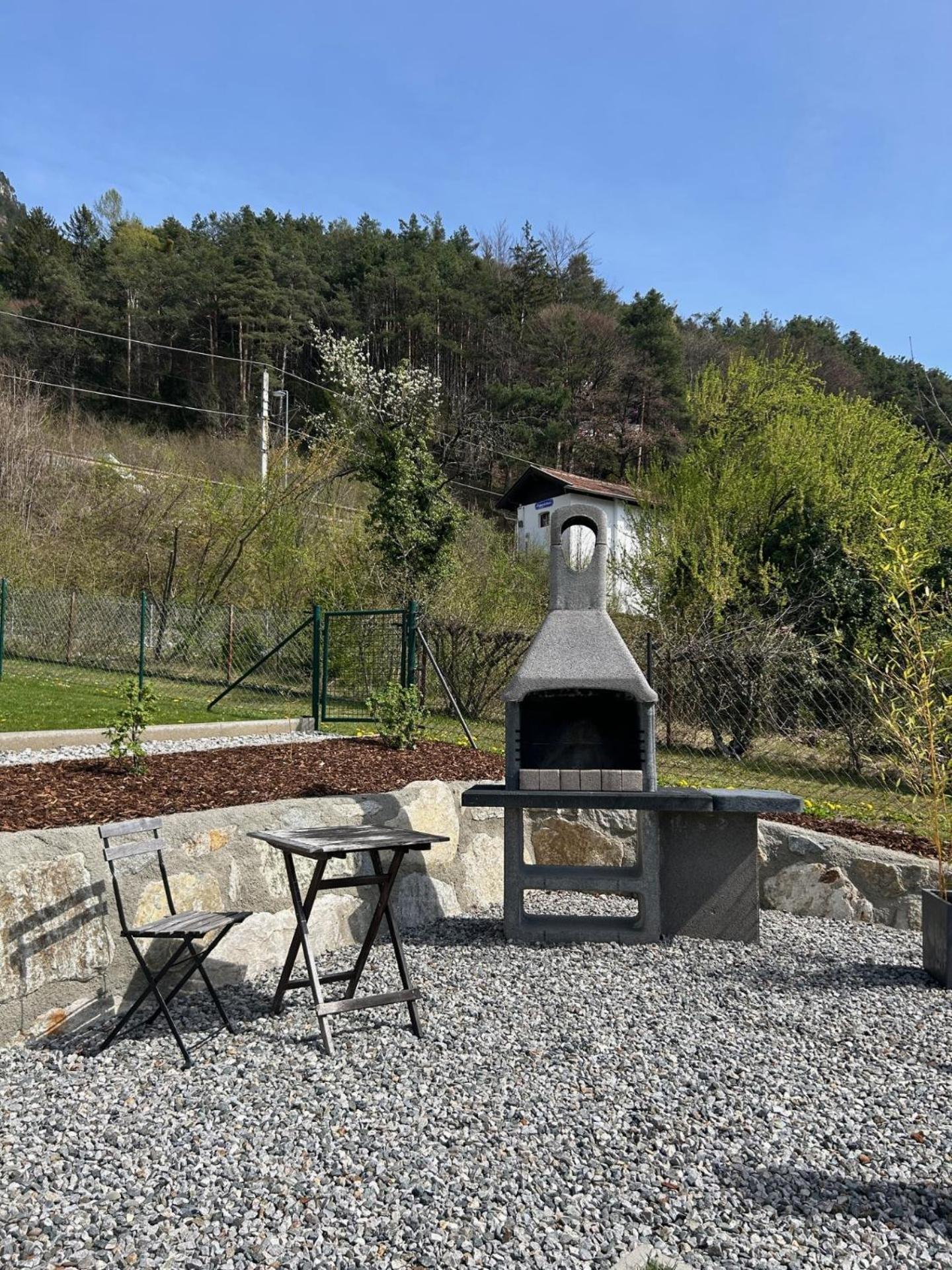 Wohnung Mit Garten Und Panoramablick In Innsbruck Exterior foto